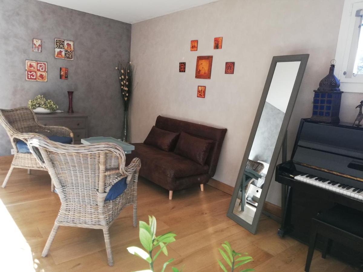 La Goutadou Bed & Breakfast Cabannes Luaran gambar