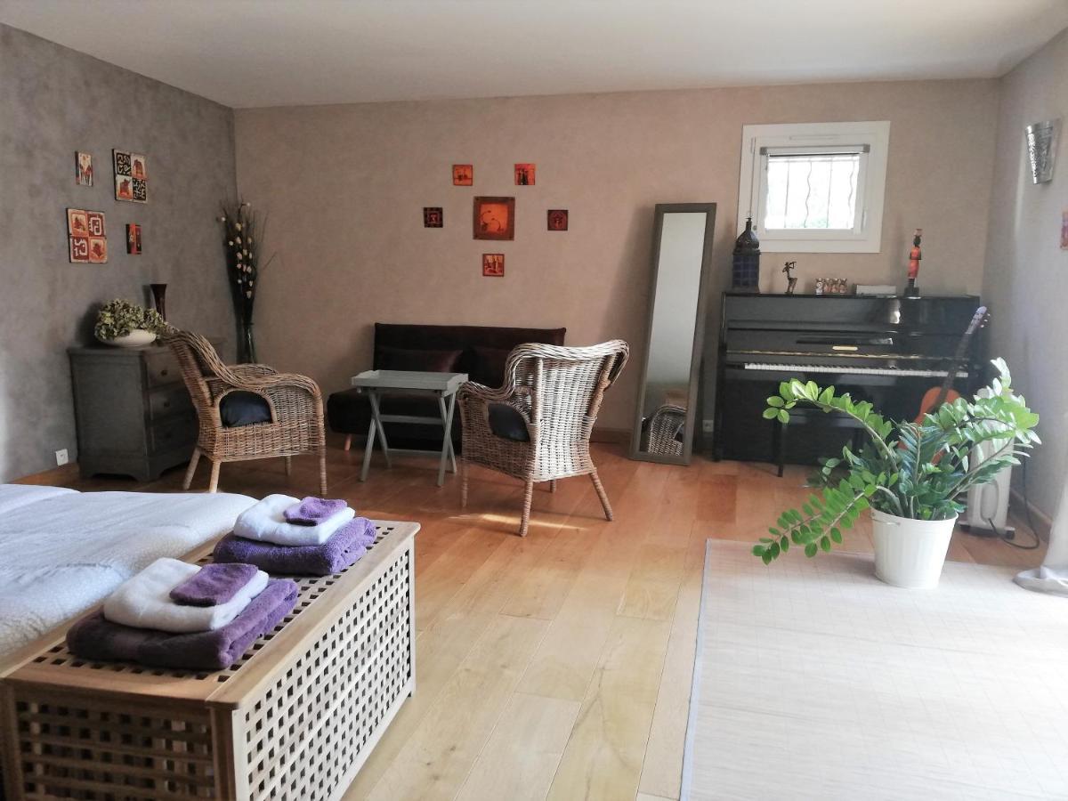 La Goutadou Bed & Breakfast Cabannes Luaran gambar